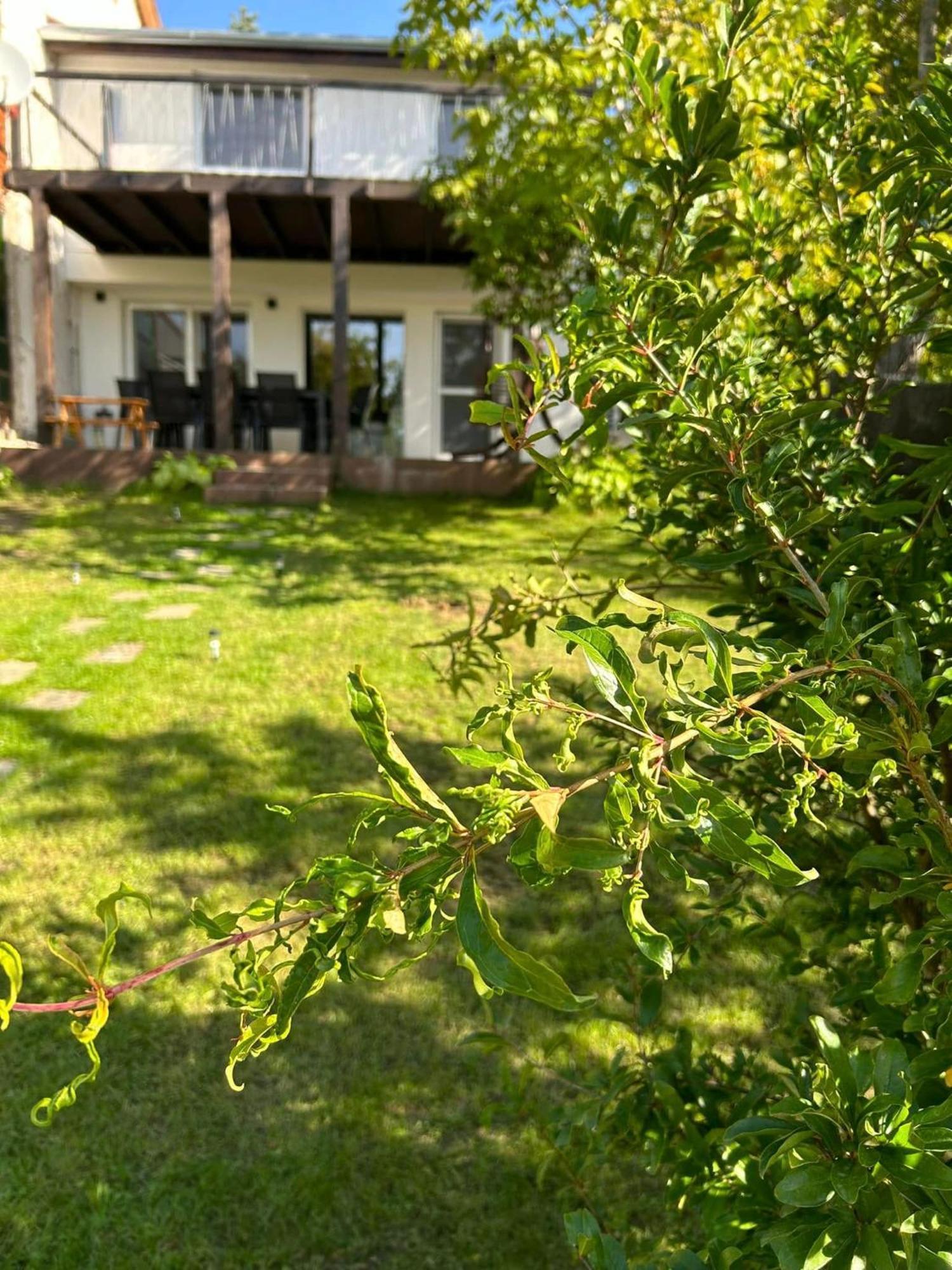 Sun&Fun Vendeghaz Villa Balatonakarattya Exterior photo